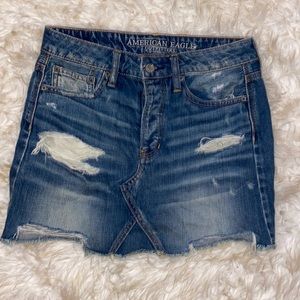 American Eagle distressed denim skirt